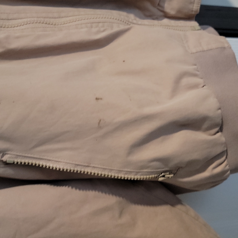 Jacket - Picture 5 of 6
